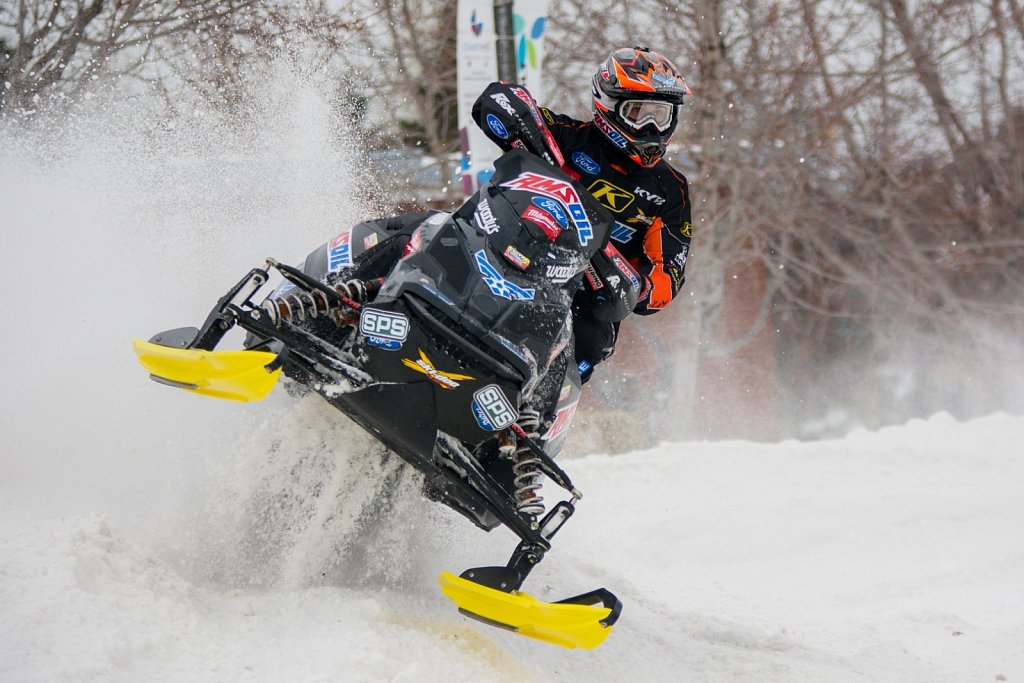 6883Snocross-Saguenay-1-Samedi.jpg